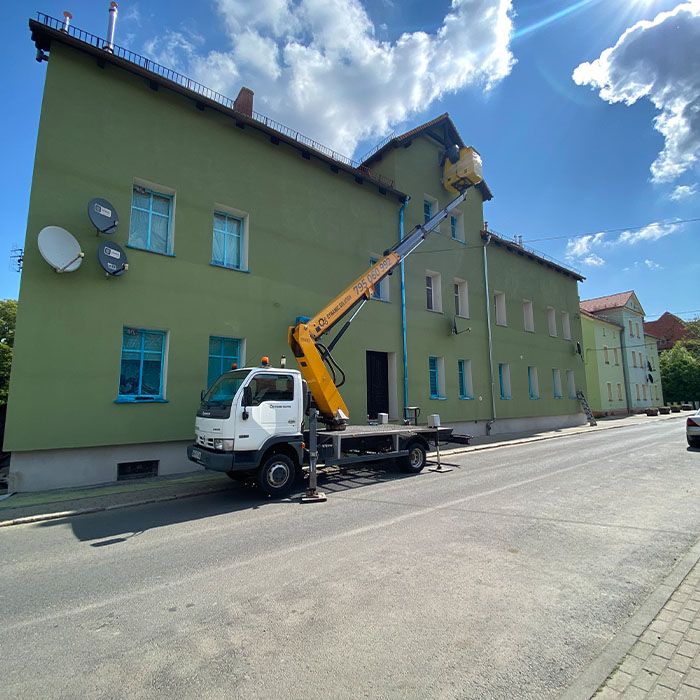 Usługi podnośnikiem Dynamic Solution – prace na wysokościach